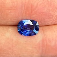 3.25 ct Cushion Blue Natural Sapphire