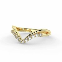 Split V-Shaped Claw Set Wedding Ring