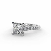 Dalia with Graduated Side Stones