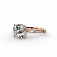 Ariel with Round Prong-Set on Band