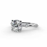 Ariel with Round Prong-Set on Band