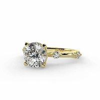 Ariel with Round Prong-Set on Band