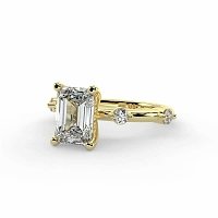 Ariel with Round Prong-Set on Band