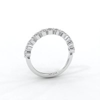 Stacker Ring with Shared Claws Diamonds of 0.50cts