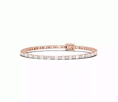 Tennis Bracelet with Horizontal Emerald and Round Lab Grown Diamonds 4cts Total Weight