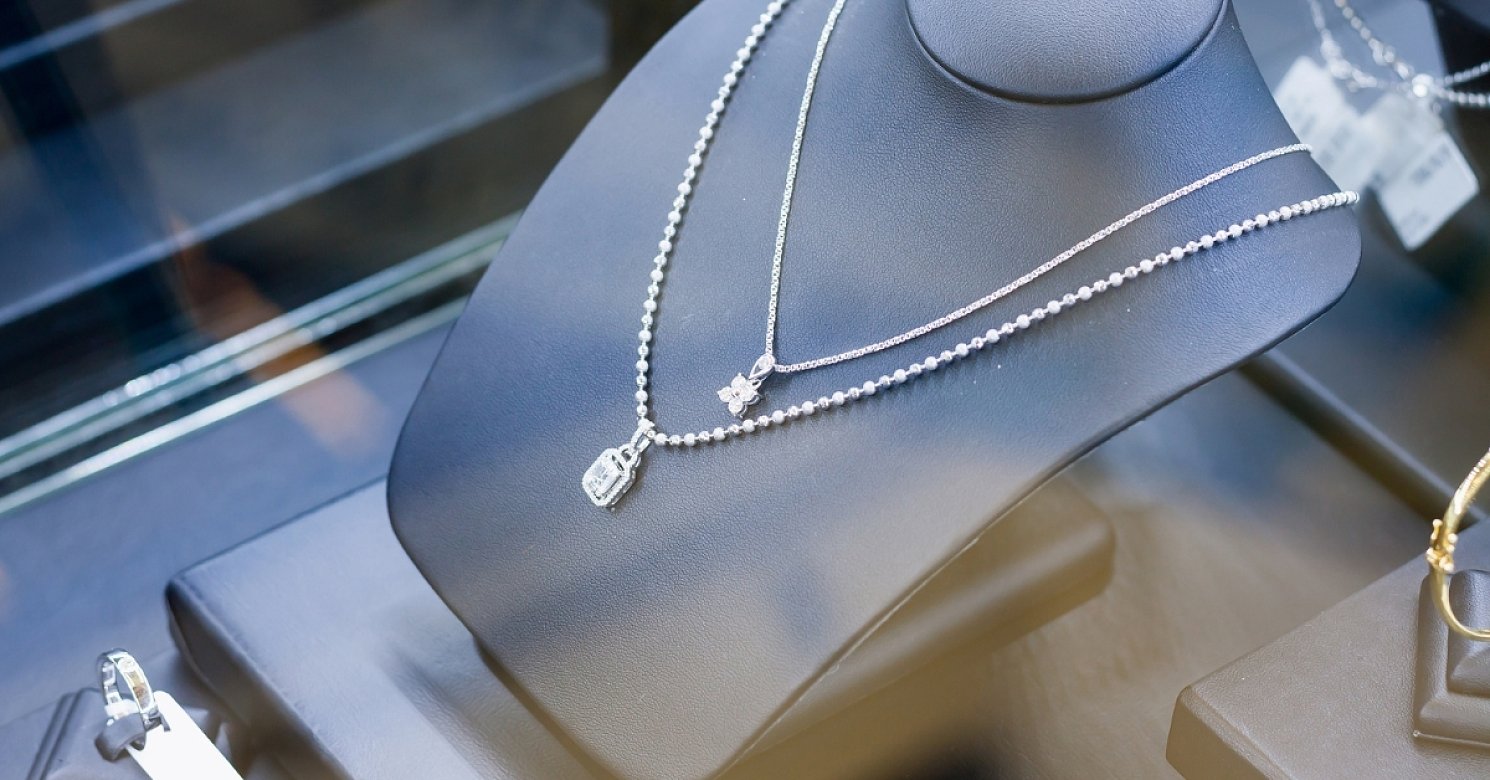 Diamond Price Guide - Diamond Costs in Australia Explained