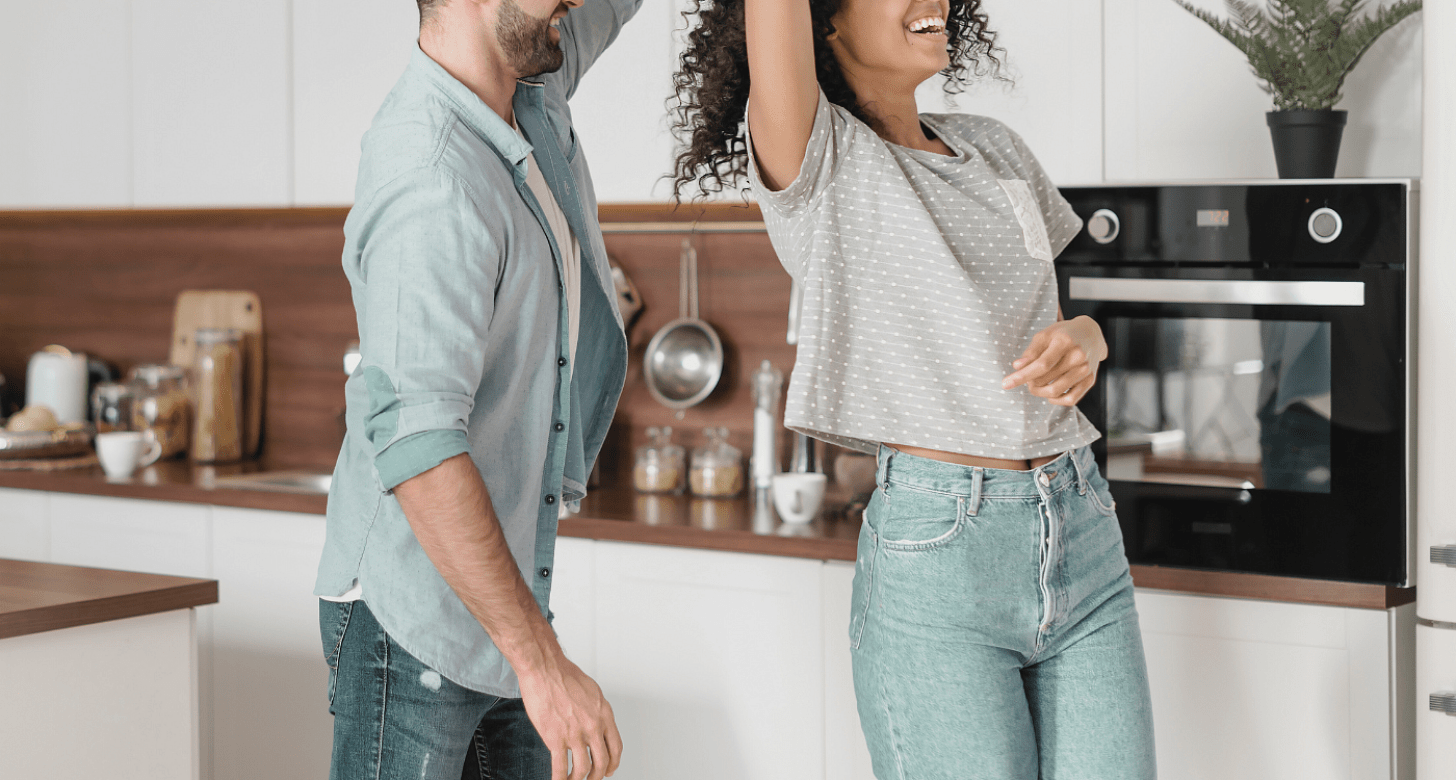 6 Year Wedding Anniversary Gift Ideas: Keep Your Love Story Alive with These Romantic Gifts