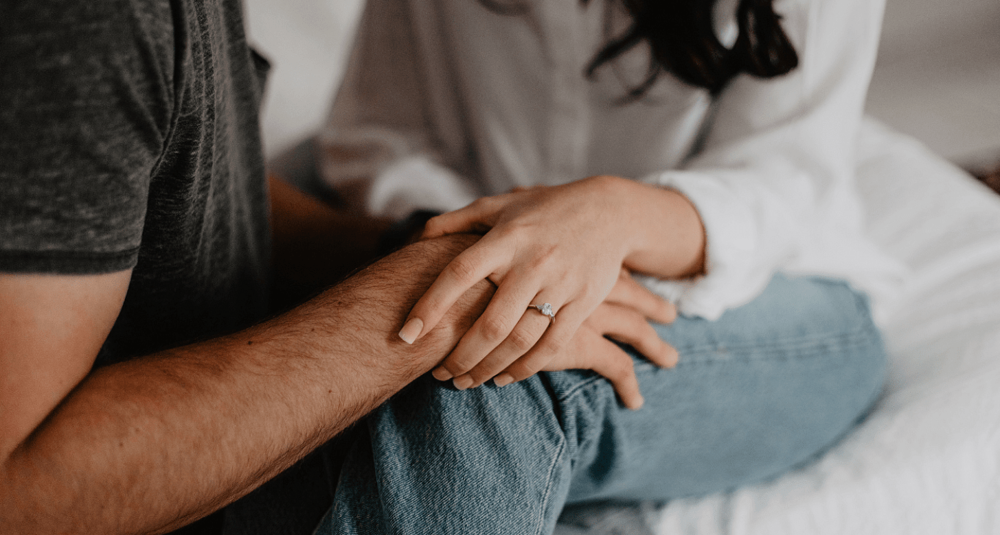 2 Year Wedding Anniversary Gift Ideas – Traditional & Modern Gift Suggestions