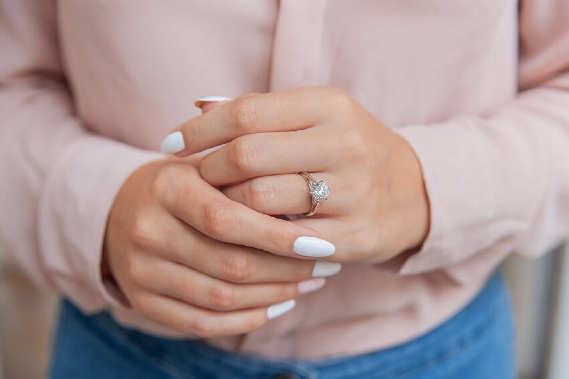 TOP 10 Don’ts for Buying an Engagement Ring