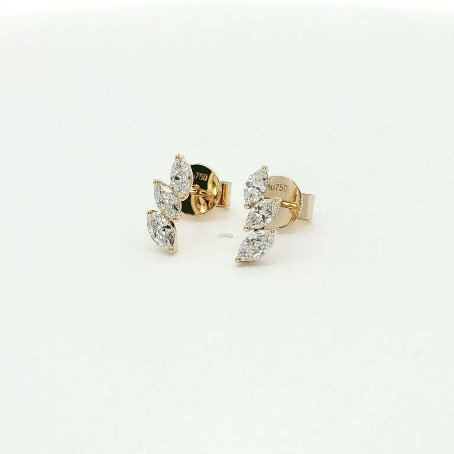 Diamond Thumbnail